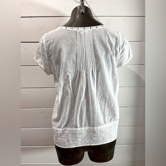 GAP – Y2K white embroidered blouse – Size XS - Picture 10 of 10